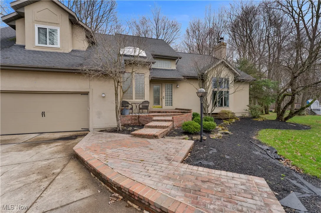 5755 Logan Arms Drive, Girard, Ohio,MLS Now Listing ID
