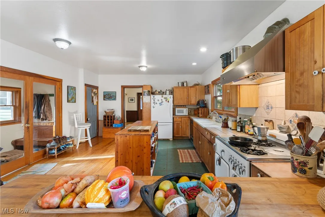 2289 N Reedsburg Road, Wooster, Ohio,MLS Now Listing ID