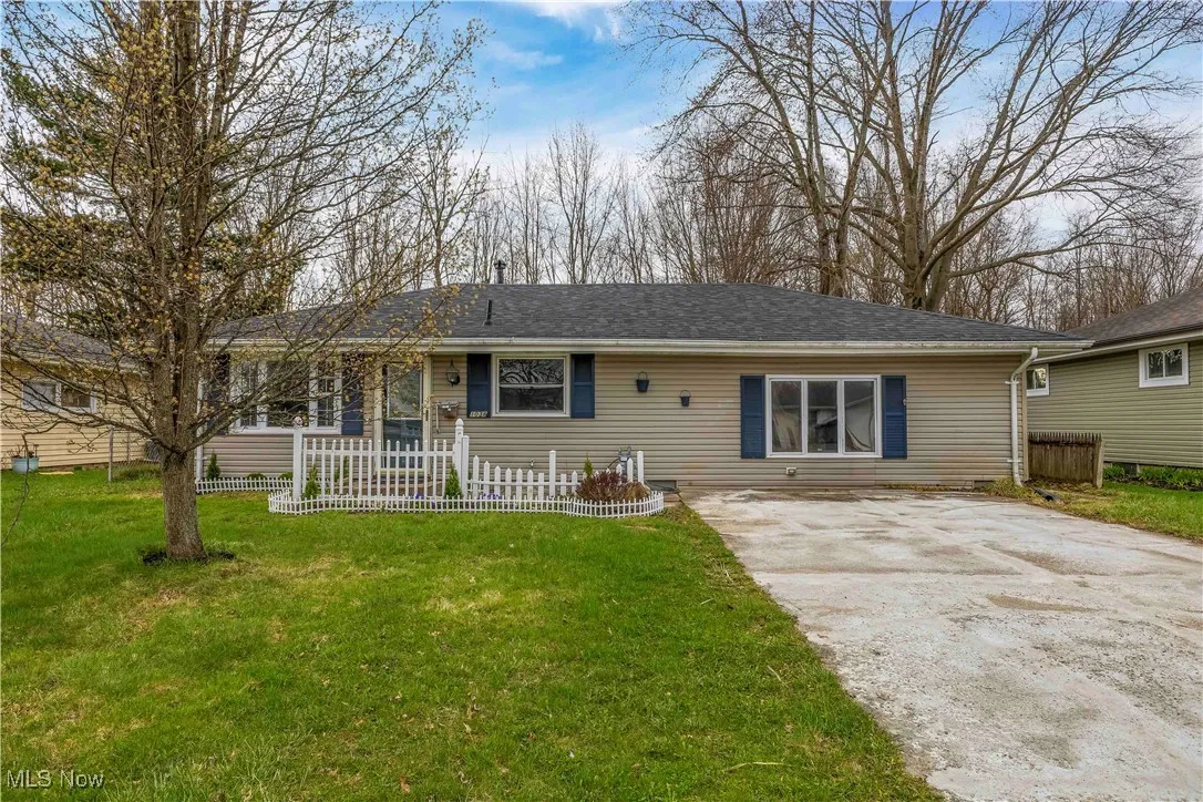 1038 Oakwood Drive, Elyria, Ohio,MLS Now Listing ID