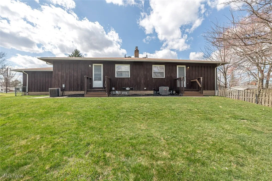 7997 Wesley Drive, Strongsville, Ohio 44136,MLS Now Listing ID