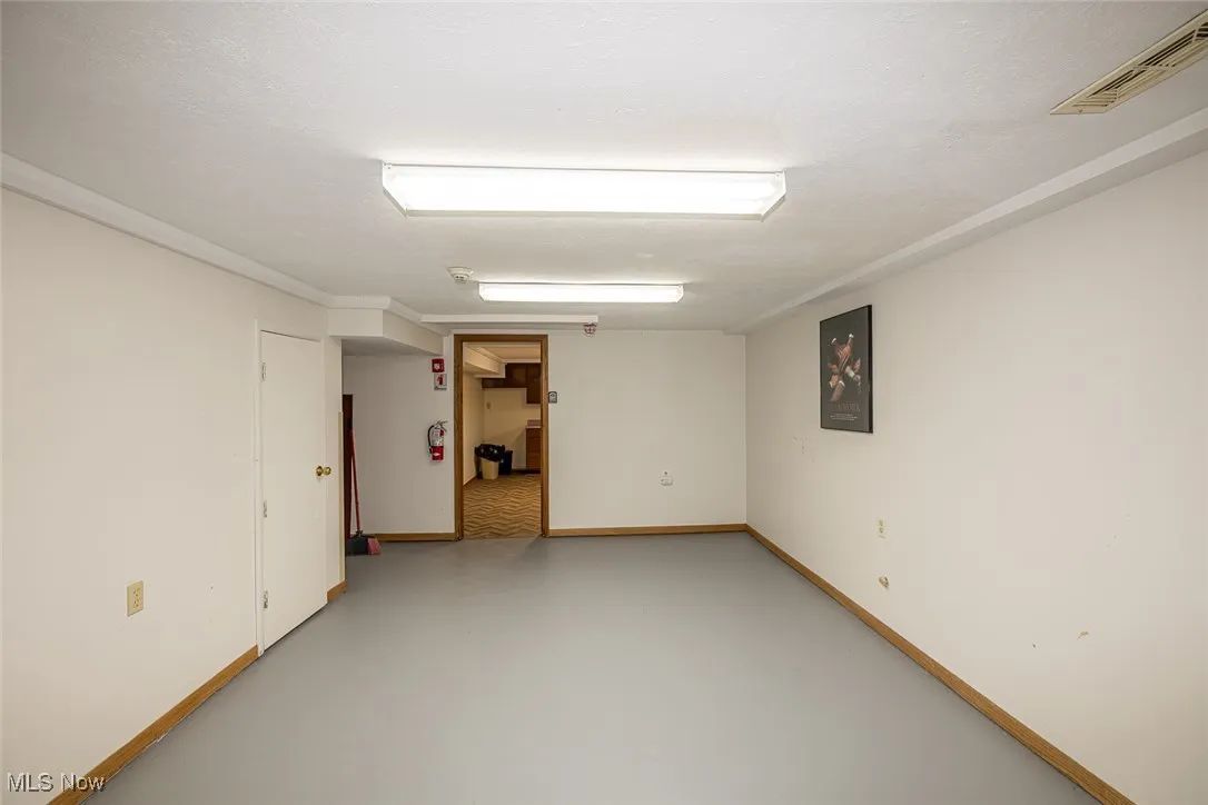 7997 Wesley Drive, Strongsville, Ohio 44136,MLS Now Listing ID
