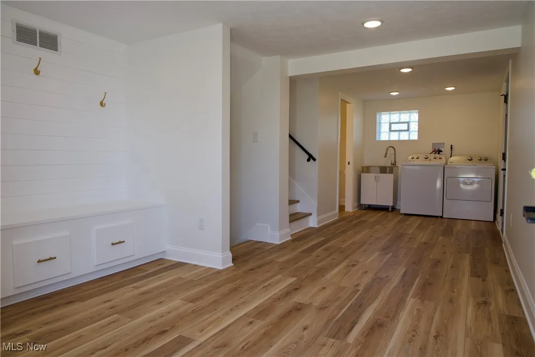 Mud room/laundry room and half bath
