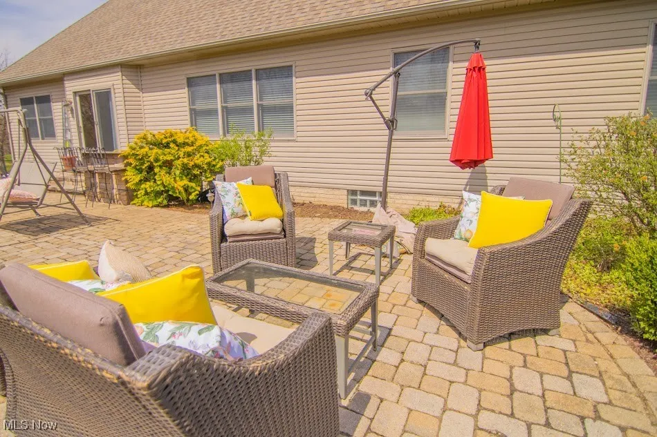View of patio / terrace featuring an outdoor living space