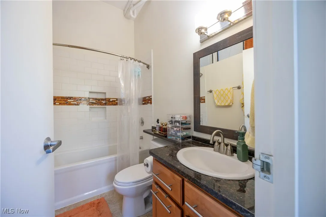 1133 W 9th Street # 210, Cleveland, Ohio 44113,MLS Now Listing ID