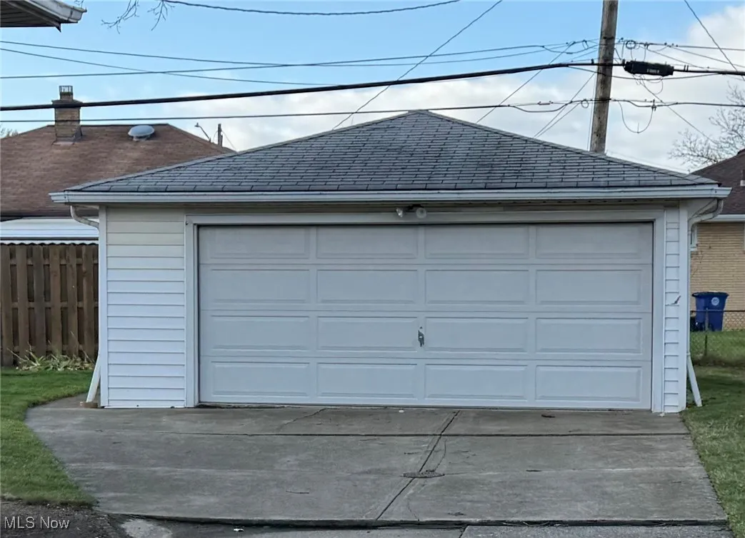 2 Car garage
