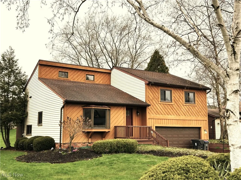 7366 Cromwell Drive, Solon, Ohio 44139,MLS Now Listing ID