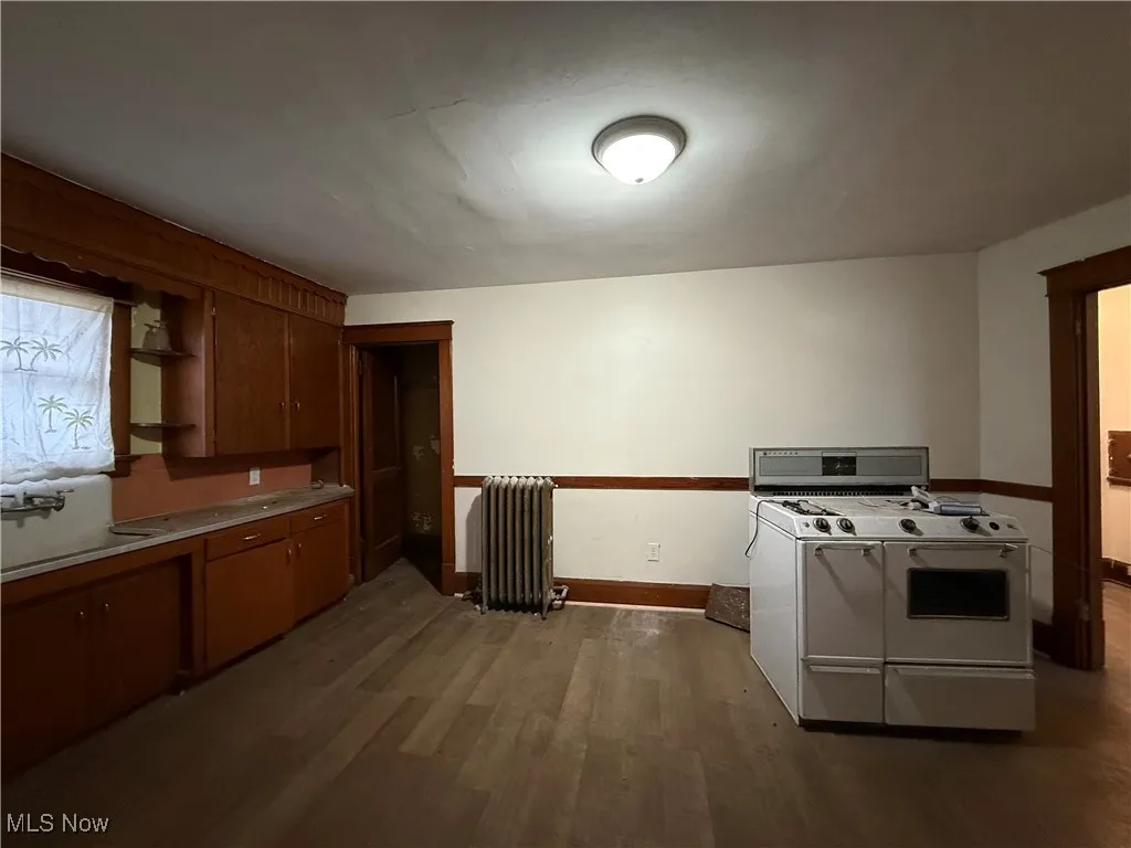 1329 E Indianola Avenue, Youngstown, Ohio,MLS Now Listing ID