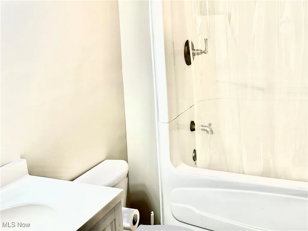 Full bath in lower level