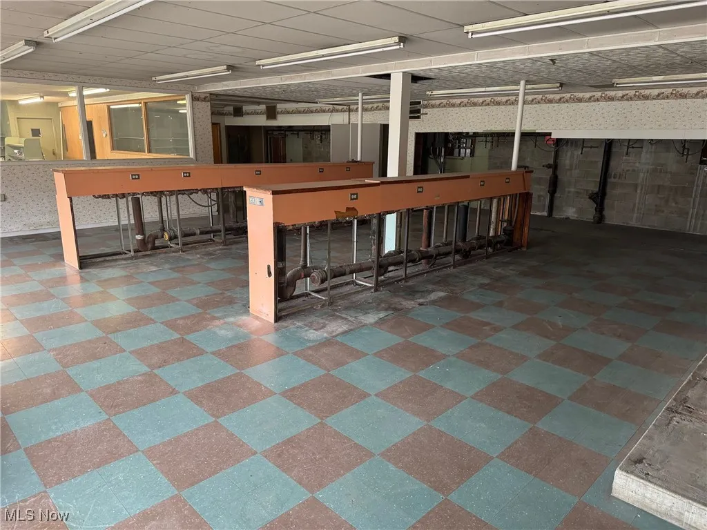 Downstairs Commercial Space