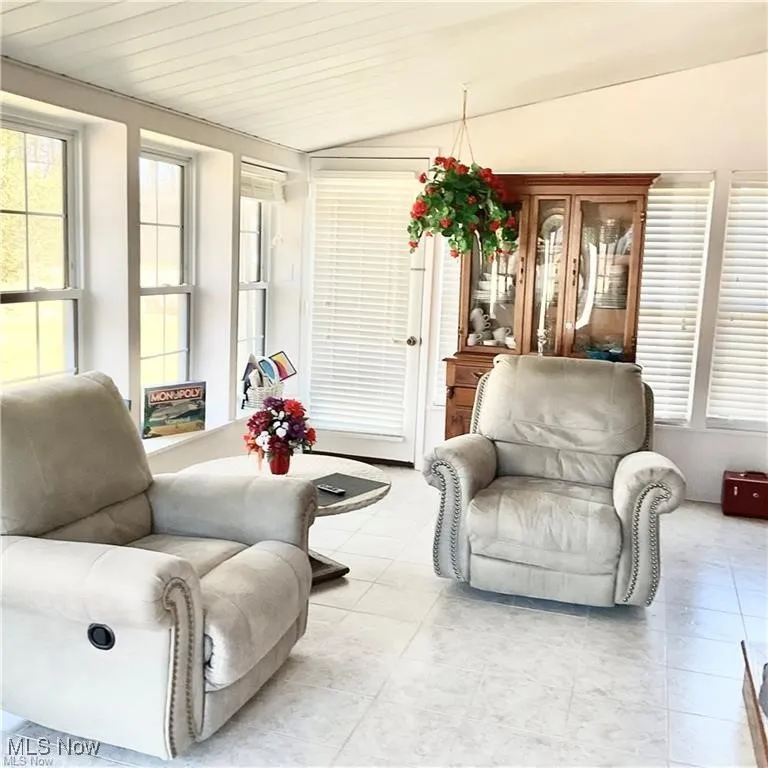 184 Meadowview Lane, Elizabeth, West Virginia 26143,MLS Now Listing ID
