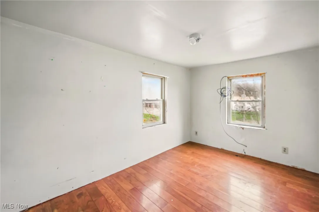 Bedroom #1
