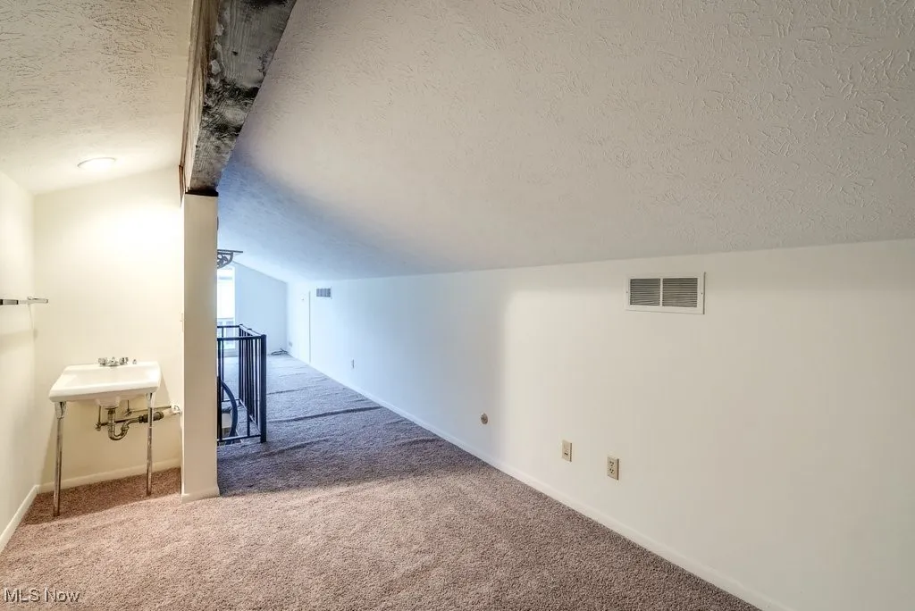 706-39 Claridge Lane, Aurora, Ohio,MLS Now Listing ID