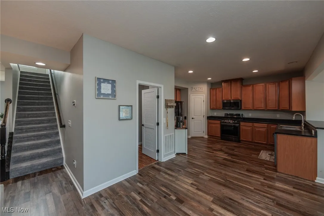 9071 Stonegate Circle, North Ridgeville, Ohio,MLS Now Listing ID