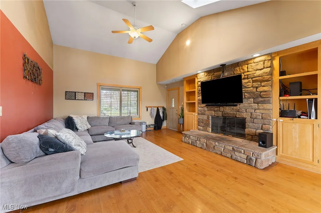 1929 Twin Oaks Drive, Girard, Ohio,MLS Now Listing ID