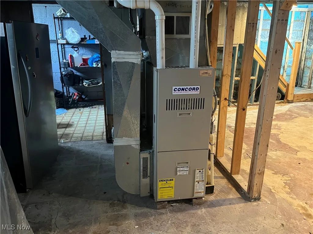Utilities with heating unit