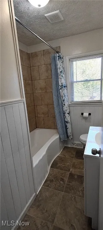 Tile floor & shower surround