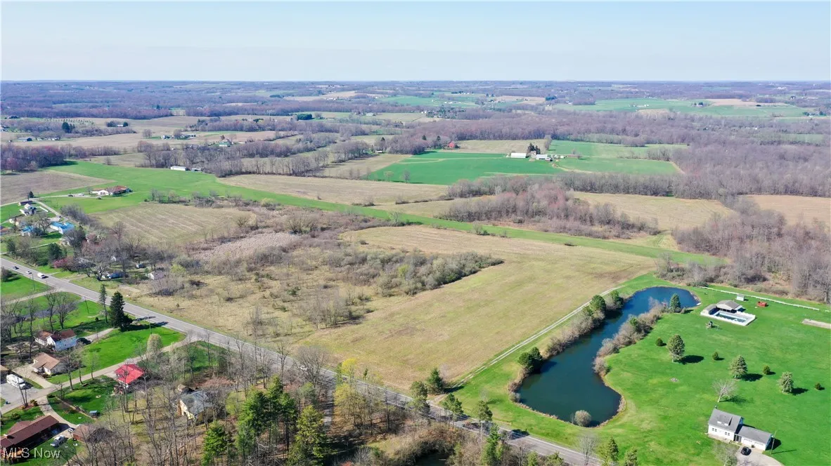 Bird's eye view featuring a rural view and a rural view