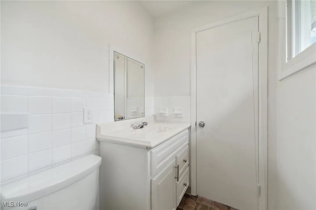 6523 Charles Road, North Olmsted, Ohio,MLS Now Listing ID