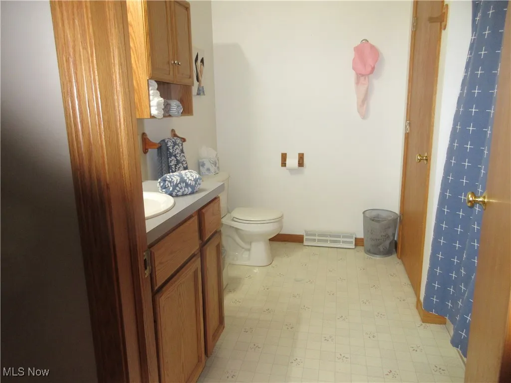 6463 Bel Air Drive, Andover, Ohio,MLS Now Listing ID