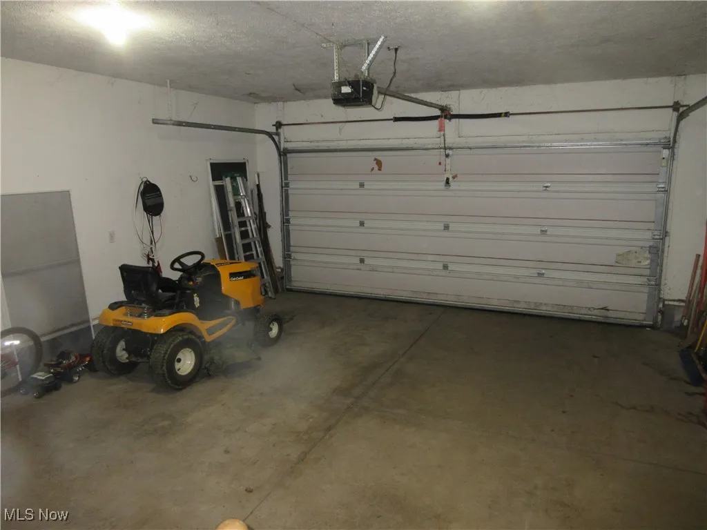 6463 Bel Air Drive, Andover, Ohio,MLS Now Listing ID
