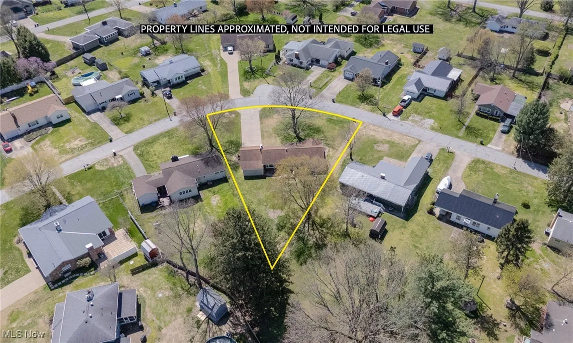 Bird's eye view with a residential view