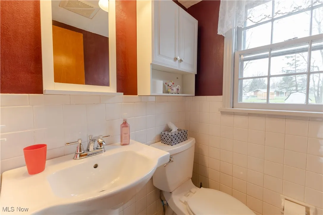 2949 Algonquin Drive, Poland, Ohio,MLS Now Listing ID
