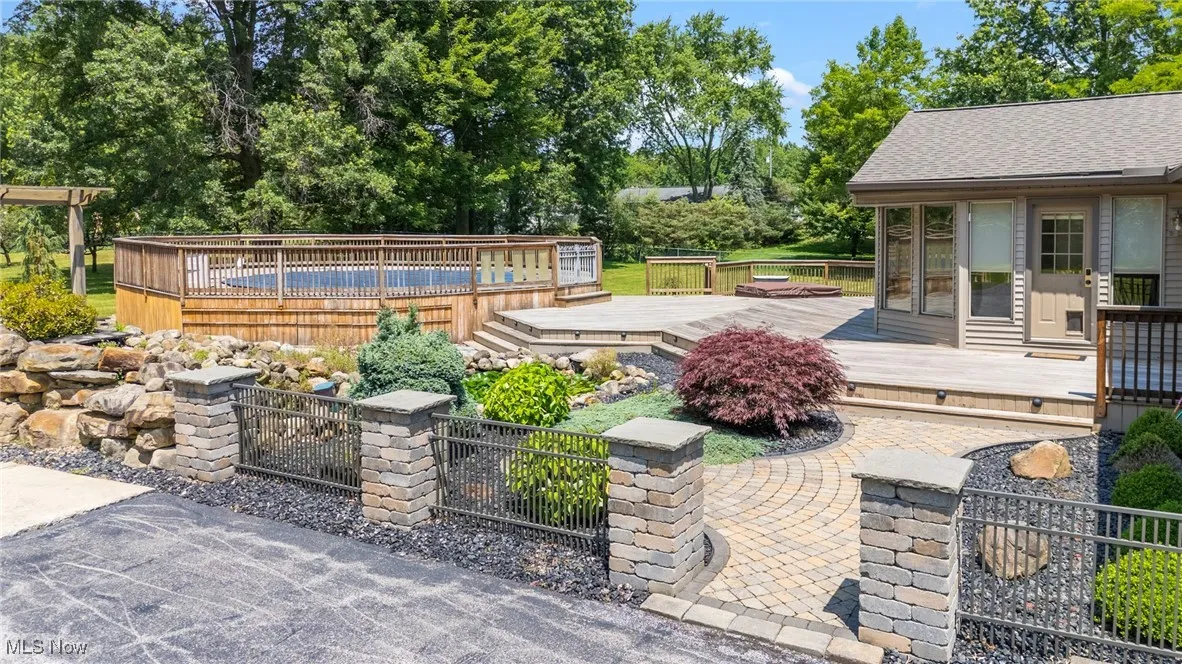 View of patio / terrace featuring a wooden deck