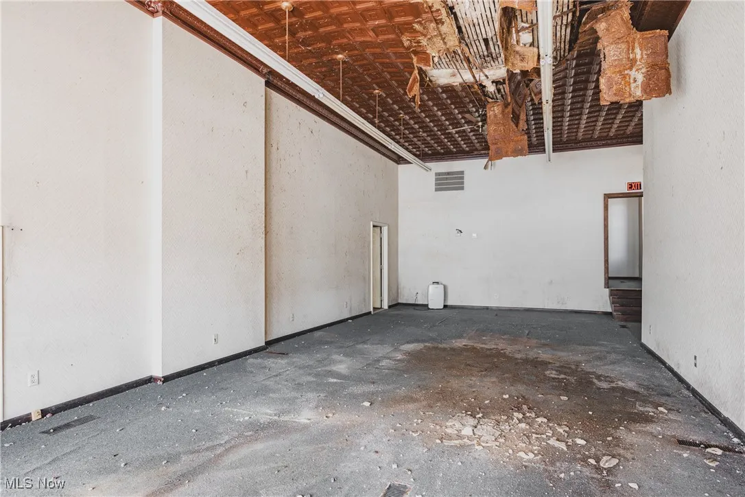 1043 Market Street, Parkersburg, West Virginia,MLS Now Listing ID