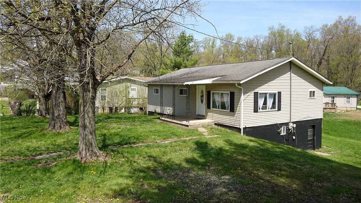 207 Maplewood Drive, Cadiz, Ohio,MLS Now Listing ID