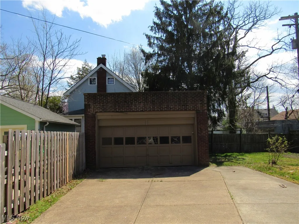 Detached garage with fence