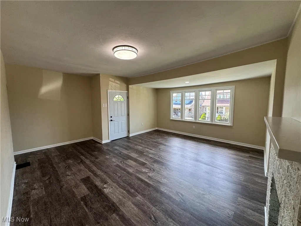  Decorative fireplace and laminate flooring