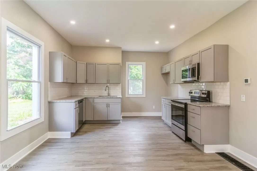 911 7th Court, Lorain, Ohio,MLS Now Listing ID