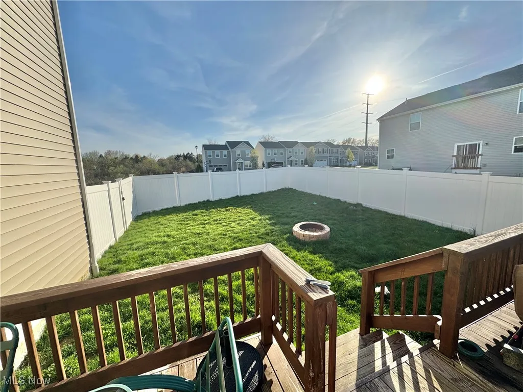 117 Fall Lake Lane, Amherst, Ohio 44001,MLS Now Listing ID