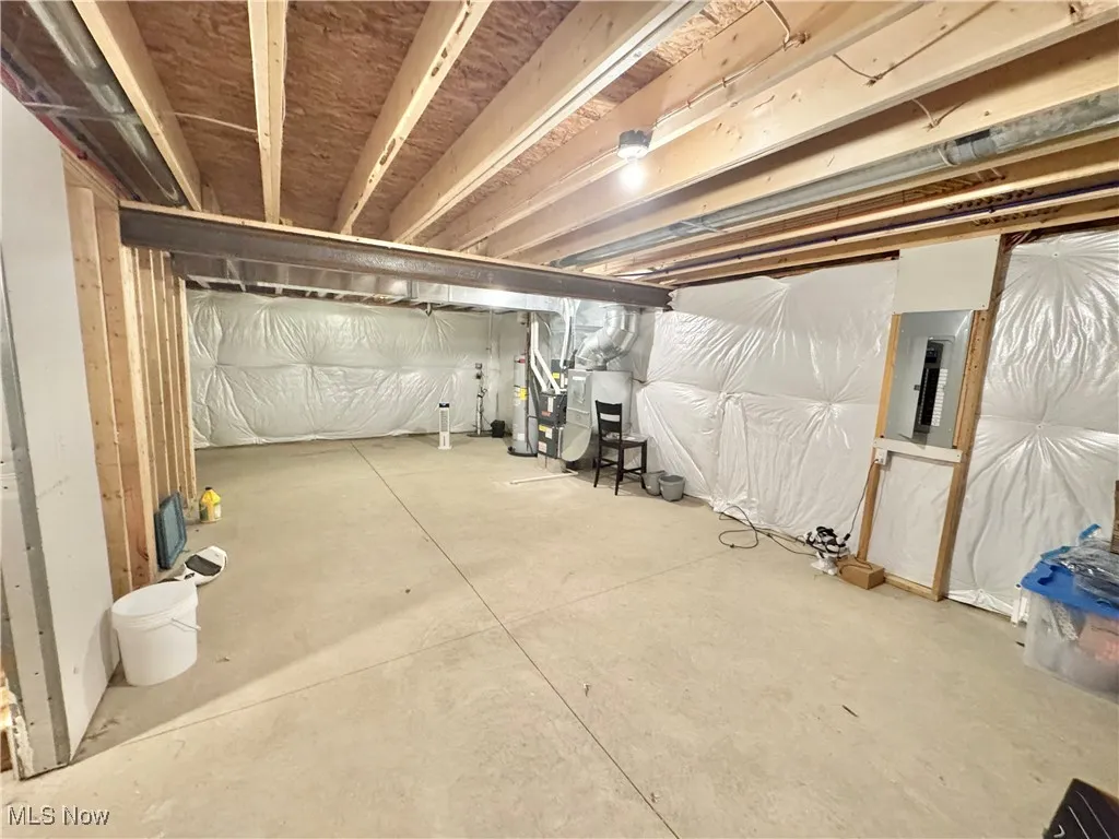 117 Fall Lake Lane, Amherst, Ohio 44001,MLS Now Listing ID