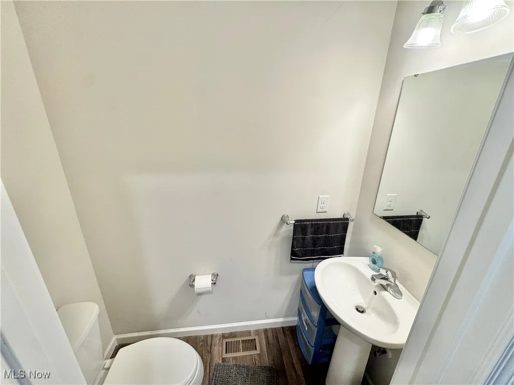 117 Fall Lake Lane, Amherst, Ohio 44001,MLS Now Listing ID