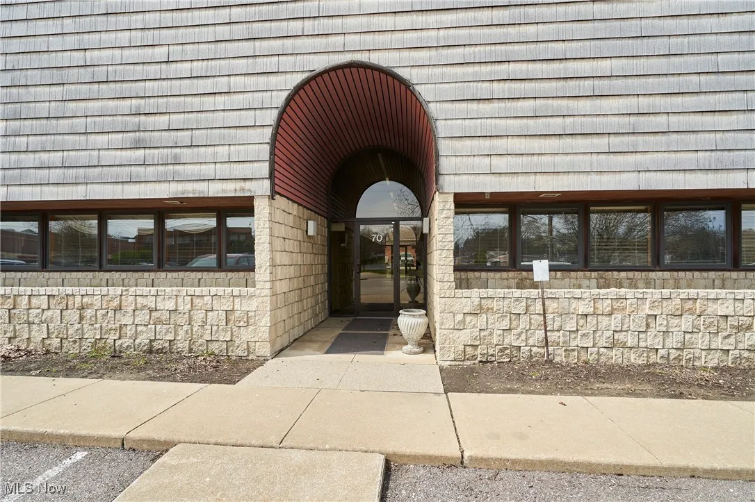 70 N Miller Road, Fairlawn, Ohio 44333,MLS Now Listing ID