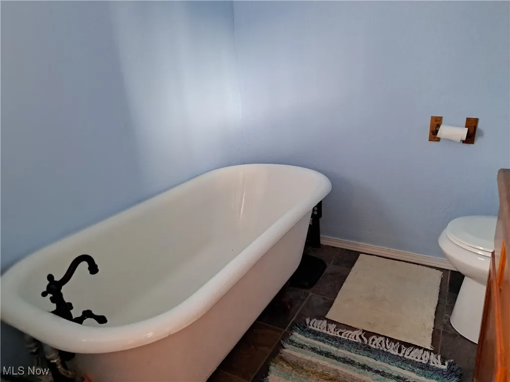Bathroom with a claw-foot tub