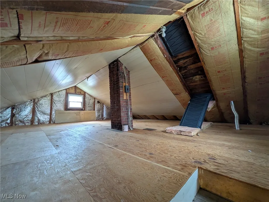 Insulated, plywood floored 3rd floor for storage or expansion