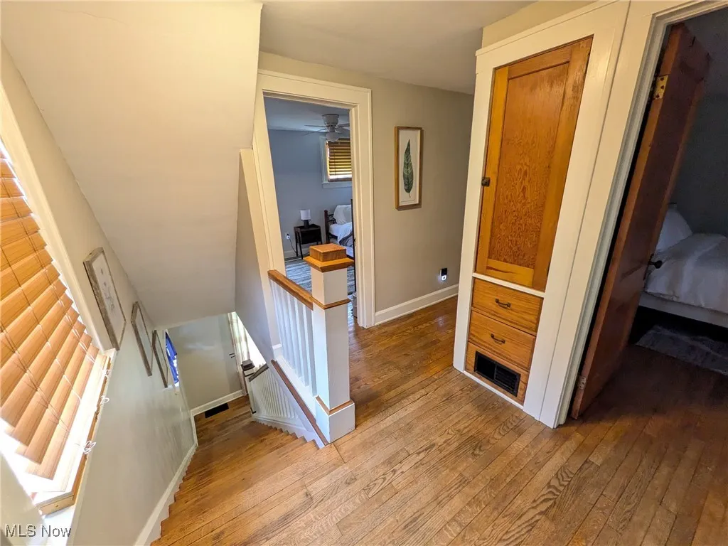 2nd floor landing