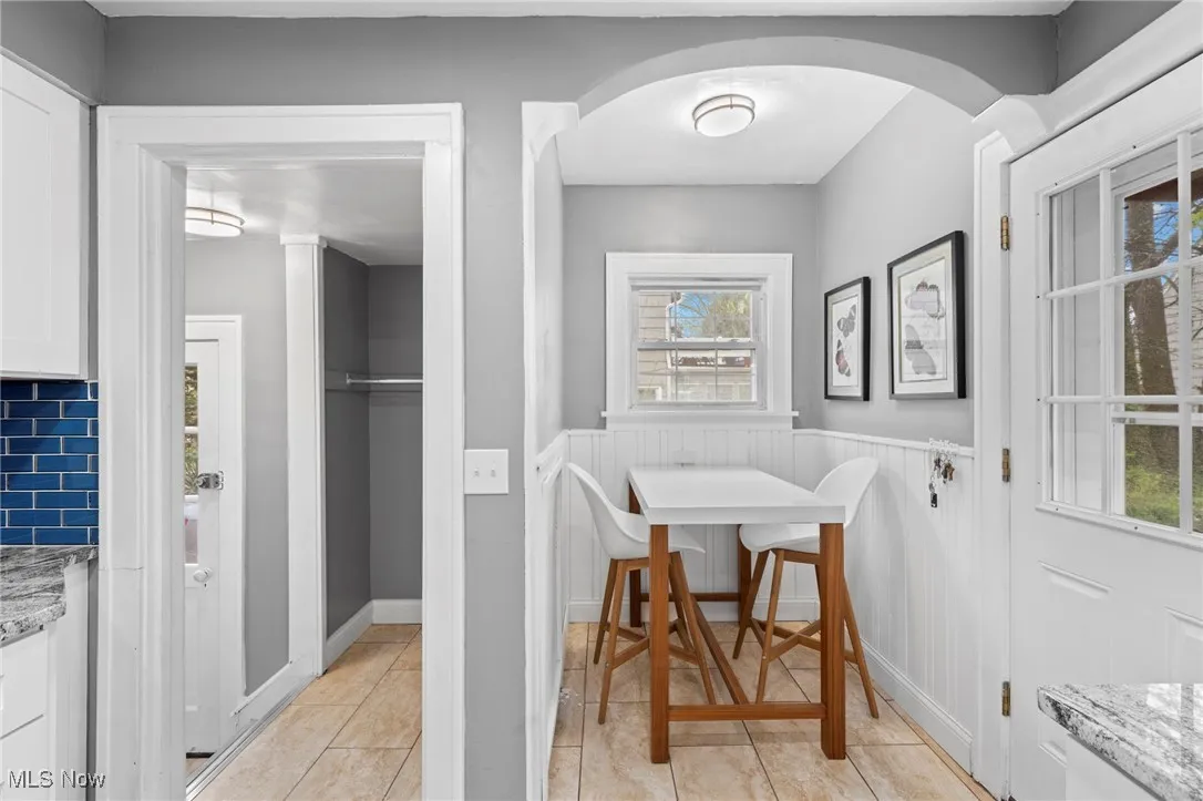 Dinette area in kitchen