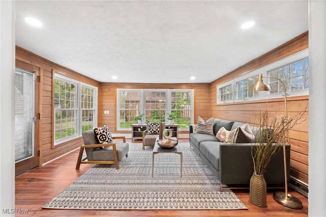 Sunroom with a healthy amount of sunlight