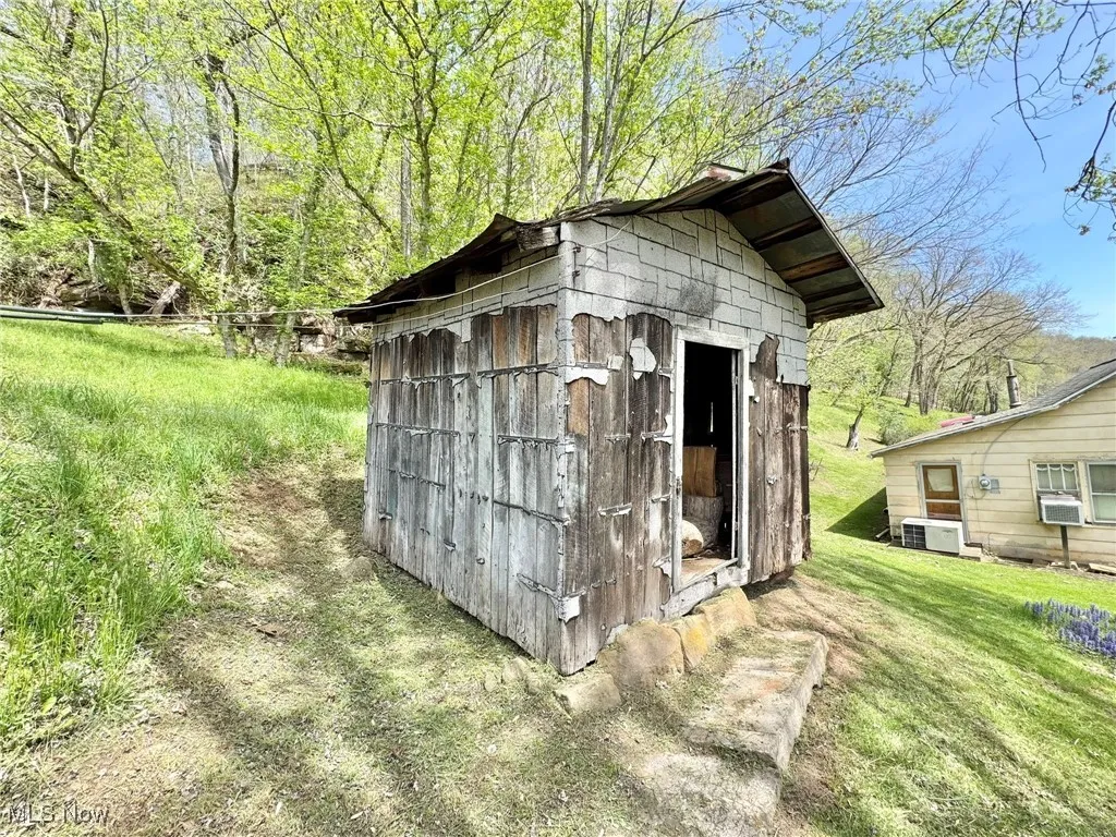 7568 W Little Kanawha Highway, Big Bend, West Virginia,MLS Now Listing ID
