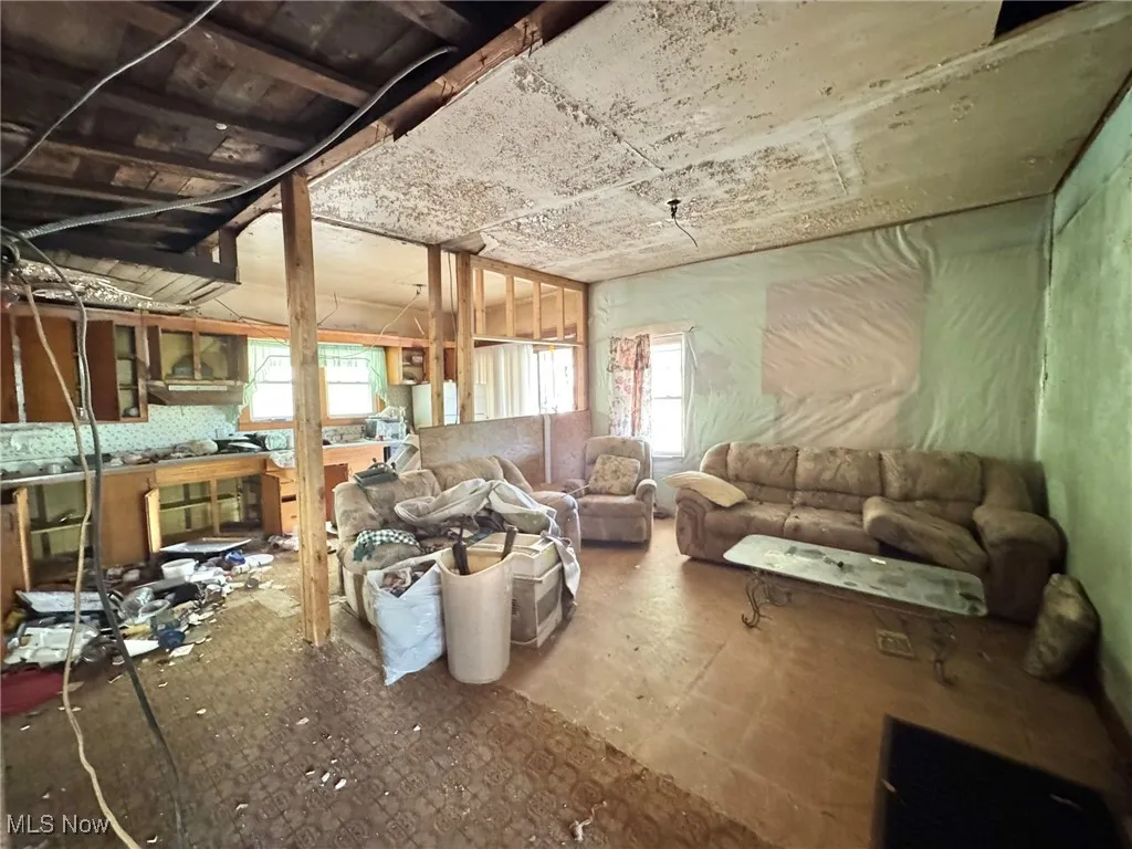 7568 W Little Kanawha Highway, Big Bend, West Virginia,MLS Now Listing ID
