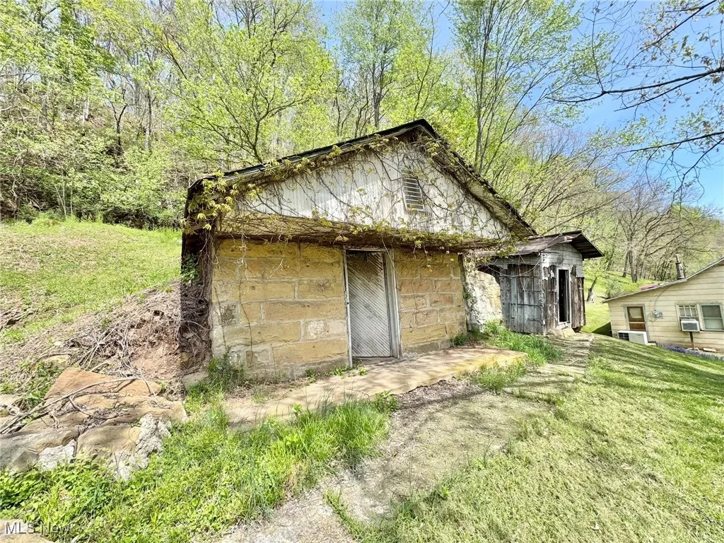 7568 W Little Kanawha Highway, Big Bend, West Virginia,MLS Now Listing ID