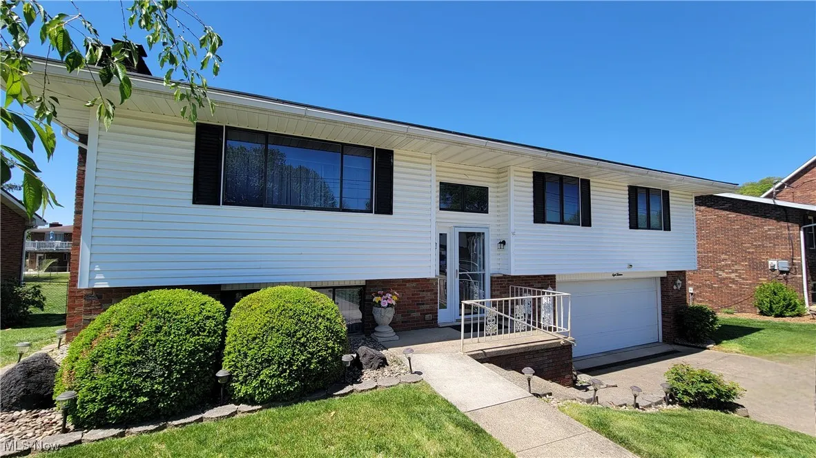 813 Brentwood Drive, Belpre, Ohio,MLS Now Listing ID