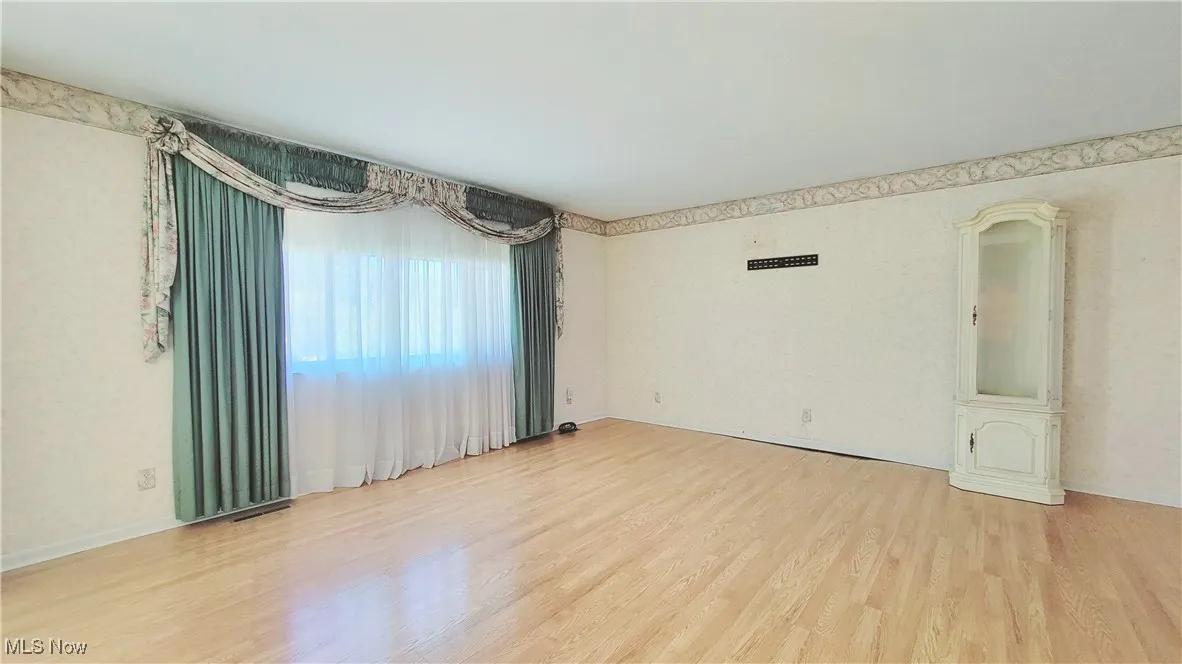 813 Brentwood Drive, Belpre, Ohio,MLS Now Listing ID
