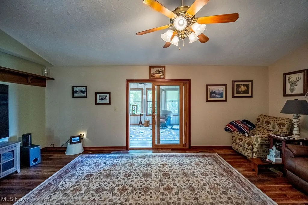 1806 28th Street, Vienna, West Virginia,MLS Now Listing ID