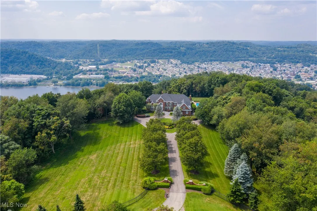 1 RIVERSIDE Drive, New Cumberland, West Virginia,MLS Now Listing ID