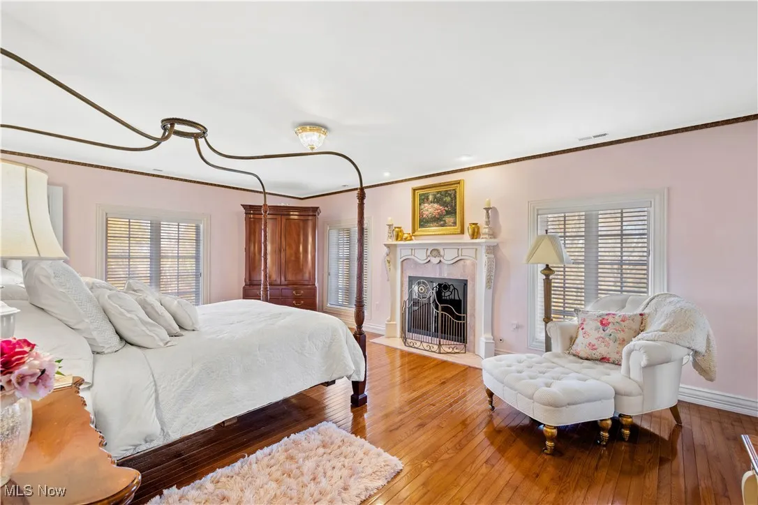 1 RIVERSIDE Drive, New Cumberland, West Virginia,MLS Now Listing ID