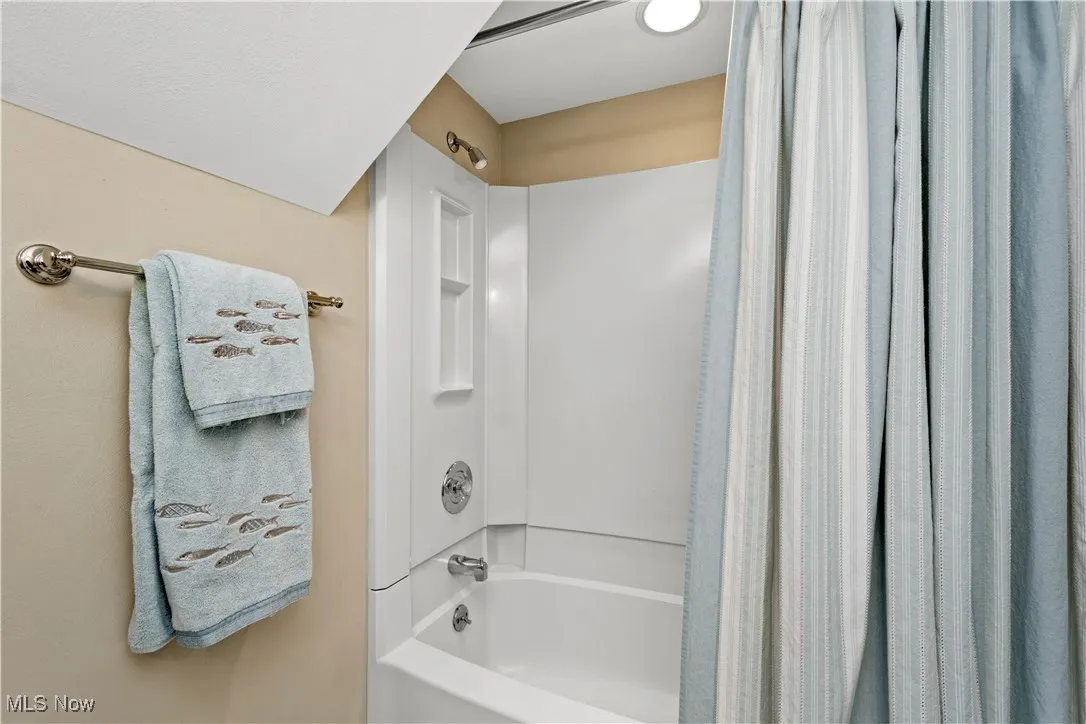 1 RIVERSIDE Drive, New Cumberland, West Virginia,MLS Now Listing ID